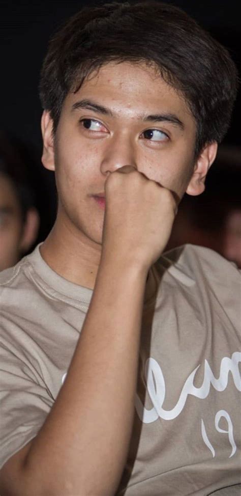 Maybe you would like to learn more about one of these? iqbaal ramadhan | Pacar pria, Selebritas, Suami