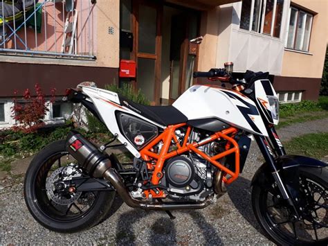 1:31 les vidéos motos et autos 101 351 просмотр. KTM 690 DUKE R 690 cm3. 73ks, 2013 god.