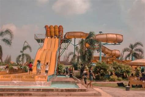 Agung fantasi waterpark berada di widasari. Agung Fantasi Waterpark Widasari Kabupaten Indramayu, Jawa ...