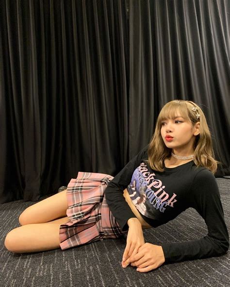 Ropa hermosa lisa blackpink fondo de pantalla lisa moda imagenes de black lalisa manoban chicas moda coreana bailarinas. Pin by C on Blackpink in 2020 | Blackpink, Blackpink ...