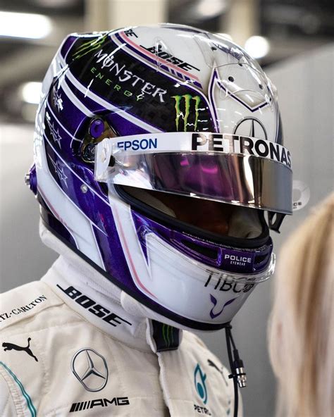 Lewis hamilton shows off his tattoos in bahrain before. 16K vind-ik-leuks, 289 opmerkingen - Mercedes-AMG F1 ...