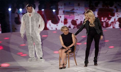 Bruno vespa non ha dubbi sulla querelle tra virginia raffaele e la criminologa bruzzone. Amici: Virginia Raffaele torna ad imitare Roberta Bruzzone dopo la querela (SPOILER) | BitchyF