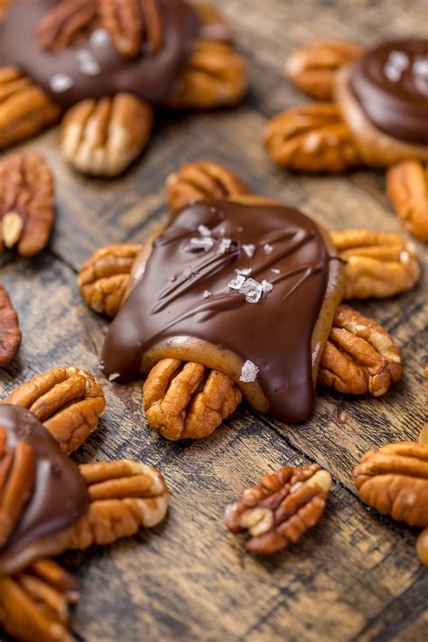 How to make turtles with kraft caramel candy / turtle pecan pie combines classic pecan pie with the. How To Make Turtles With Kraft Caramel Candy : Chocolate ...