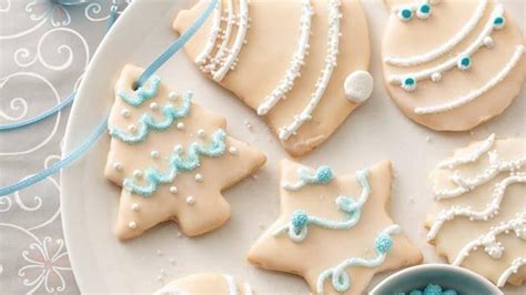 Instead, it's best reserved for decorative touches. 10 Best Cream of Tartar Royal Icing Recipes
