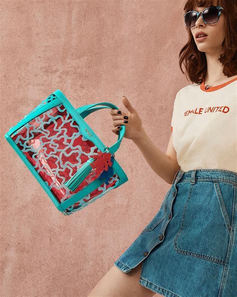 Fave fresche crude con salame e pecorino |. Casual Sunday... Kaos Shoc | Bolsos clásicos