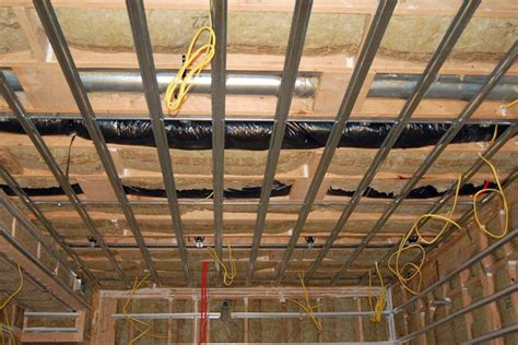 Ceiling soundproofing often appears a daunting task. Soundproofing Ceilings | How to Soundproof a Ceiling