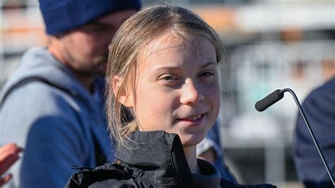 Greta thunberg is angry, and not just about climate change. News von heute: Spanischer Verein bietet Greta Thunberg ...