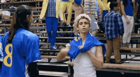 Amidst all the negativity, let's take a moment to appreciate payne and everything he's doing out there right now. cameron boyce gifs | Tumblr