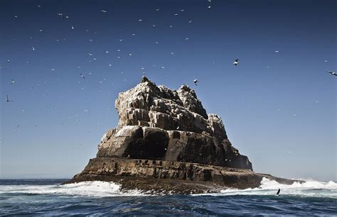 Explore pedra branca's sunrise and sunset, moonrise and moonset. pedra branca, eddystone rock, tasmania, surf pedra branca ...