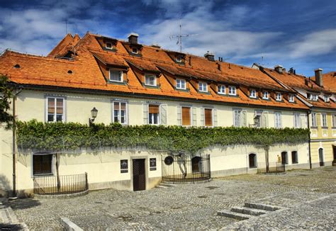 Maribor, city, northeastern slovenia, on the drava river near the austrian border. Maribor - Slowenien Reiseführer √ - Kroati.de