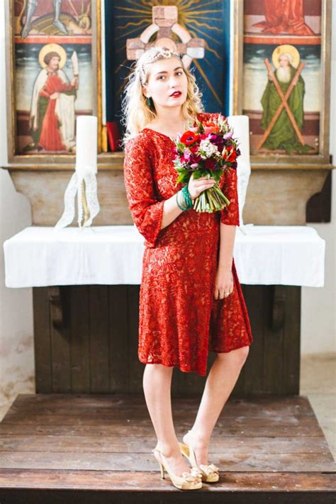 Rotes Kleid Auf Hochzeit - Rotes Kleid Auf Einer Hochzeit ...