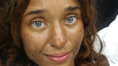 Tout simplement les meilleures vidéos porno sublime femme nue qui peuvent être trouvés en ligne. Perdue, toute nue en pleine forêt, cette jeune femme a ...