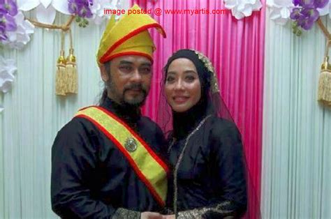 Tahiah kami ucapkan kepada pelakon dan juga penyanyi rock awie kerana telah selamat diijabkabul bersama pilihan hatinya, sharifah ladyana syed shamsuddin yang… MYARTIS.COM | MYARTIS | MY | ARTIS: GANGGUAN MISTERI ...