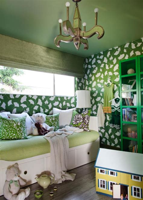 Affordable and search from millions of royalty free images, photos and vectors. Layering Green in a Girl's Bedroom | HGTV