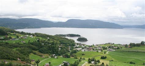 ˈhɔ̂rdɑlɑn ()) was a county in norway, bordering sogn og fjordane, buskerud, telemark, and rogaland counties. Hus til leige i Strandvik? | | Strandvik