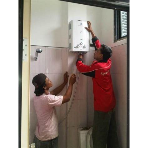 Di era modern sekarang telah banyak inovasi alat rumah tangga salah satunya adalah mesin pemanas air otomatis (water heater). Service Ariston Bogor 081310944049 Layanan Jasa Service ...