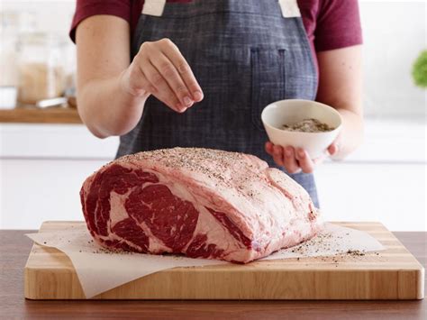 Prime rib claims center stage during holiday season for a very good reason. Prime Rib Menu Ideas / Christmas Recipes, Food Ideas and ...