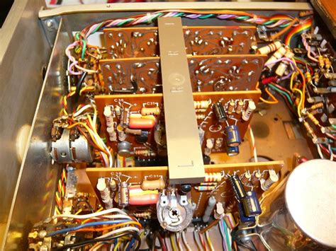 And contrast with 1984 cyrus 2 amplifier. Leak Delta 30 - Le forum Audiovintage