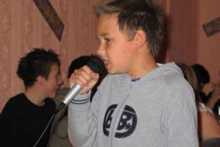 Inilah Wajah dan Tingkah Unik Personil One Direction Saat ...