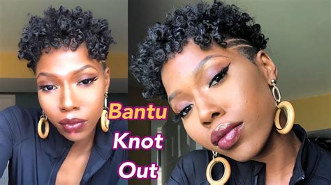 Hi fam!!!so im currently transitioning to natural hair,.its no joke!!! Bantu knots on Short Transitioning Hair | Shaved Sides ...