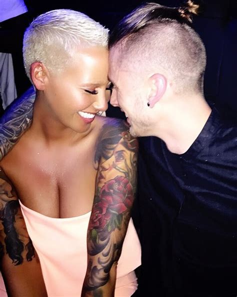 Wiz khalifa tattoos amber rose's name on his hand by anthony osei anthony osei is a contributing writer at complex and founder of the popular tumblr, thirstiest men of instagram. Amber Rose Makes Bold Statement With Wiz Khalifa Tattoo ...