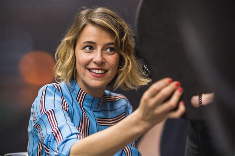 Leonor poeiras was born on may 6, 1980 in portugal as maria leonor poeiras simões da conceição. Caras bonitas conhecem tendências de beleza - MoveNotícias