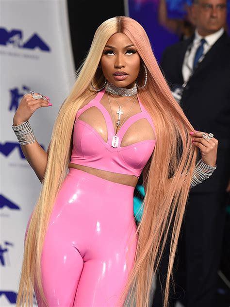 Camel toe nicki minaj camel toe. Nicki Minaj's Camel Toe At VMAs: 'Embarrassed' By Wardrobe ...