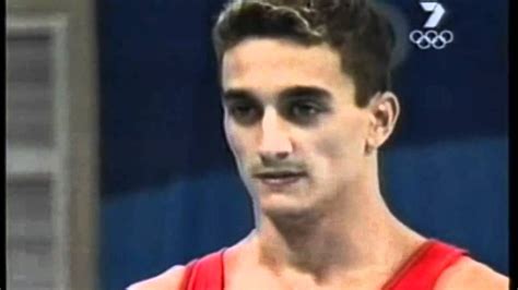 Marian drăgulescu (18 aralık 1980, bükreş doğumlu) rumen artistik jimnastikçi. Marian Dragulescu - Vault - 2004 Olympics Event Final ...