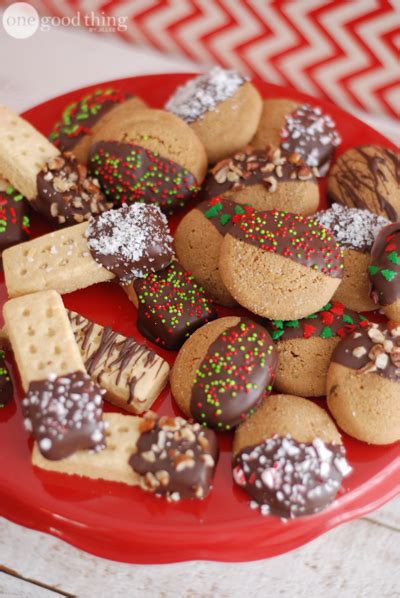 Costco bakery christmas cookies : 20 Tips and Tricks for the Best Holiday Cookies | Holiday ...