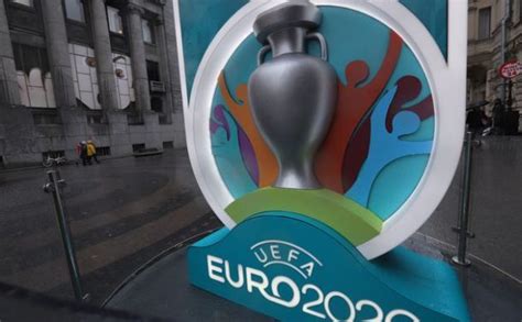 Découvrez nos modèles à thèmes insolites ! Euro 2020 : calendrier confirmé pour 2021 - LIGUE ...