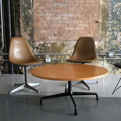 For every taste the right one: Eames Universal Base Coffee Tables - Eames.com