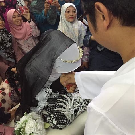 Dalam keluarga, terutama dengan anak tidak bersaudara, anak sulung. FOTO Majlis Pernikahan Ally Iskandar Kali Kedua Bersama ...