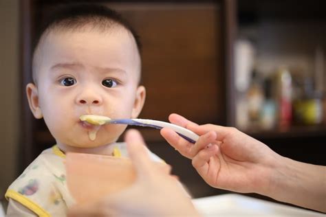 Bayi mempunyai pola tidur yang berbeda dari orang dewasa. Anti-GTM, Ini 7 Cara Jitu Atasi Anak Susah Makan - mamanesia