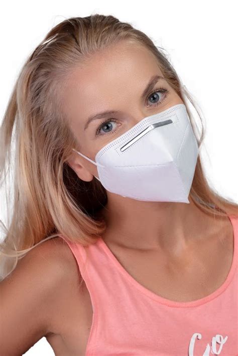 Vysoce účinný respirátor general public protection s třídou ochrany ffp2 byl vyroben v české. GoodMask GM2 respirátor FFP2 - 10ks bílá (P1481) | T.S.BOHEMIA