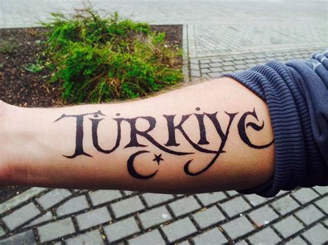 En yeni en gözde mükemmel dövme tatto model tasarımları ile sizlere muhteşem görsel çizimler sunmaktayız. Almanya Türklerin Sayfası: Türk bayrağı dövme modelleri ...