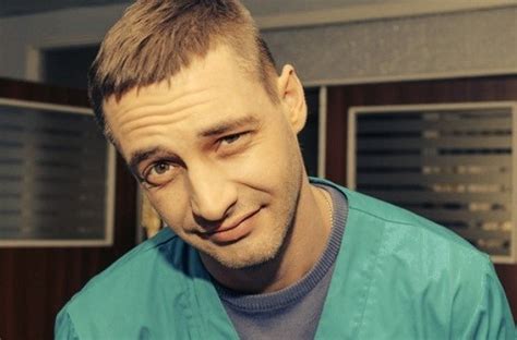 Антон Батырев: личная жизнь, жена, фото