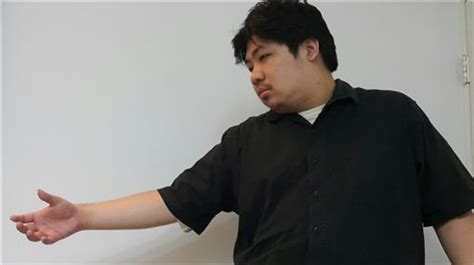 Sep 19, 2020 · 知名遊戲實況主「亞洲統神」張嘉航因獨特的說話風格吸引大批粉絲，近日他改到日本伺服器遊玩「英雄聯盟」，但才短短1個月就因辱罵隊友而慘遭. 角頭之母出殯擅自封路 統神酸警察：台中治安好好喔! | 社會 | 三立新聞網 SETN.COM
