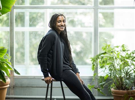 Nafi thiam is a world class heptathlete born and raised in namur, belgium who'll spend the next decade competing for international honours. Nafissatou Thiam: "Il faut garder la tête froide, mais ...