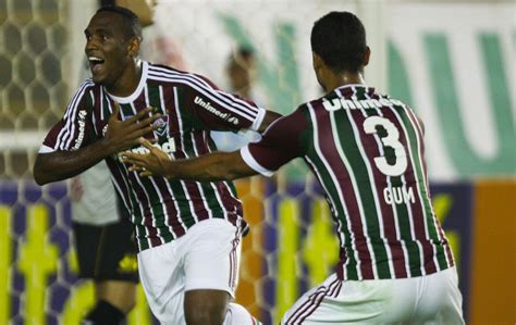 Equipes abrem o confronto pelas oitavas de final da copa do brasil. Fluminense X Criciúma - Campeonato Brasileiro 2013 | SporTV
