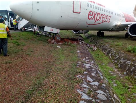 Live departures today ️ flight information ⭐ flight status, flight schedule, departures for mangalore international airport (ixe). VT-AYA Runway Excursion on Landing