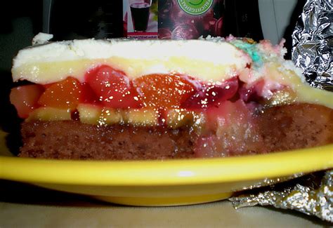 Dies ist ein beliebter, unwiderstehlicher schokoladentörtchen mit viel schokolade, karamell, schokoriegeln und schlagsahne. 'Besser als Sex' - Kuchen (Rezept mit Bild) von ...