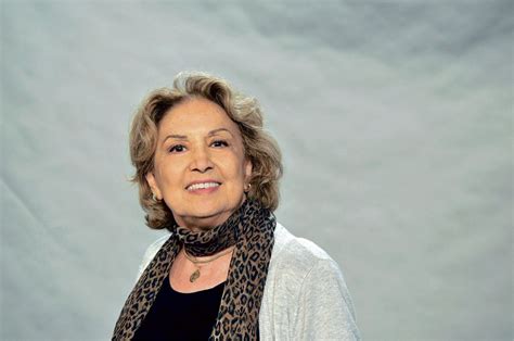 Eva wilma rilfles born december 14 1933 is a brazilian actress among her several roles she starred in the 1970s brazilian television series al doura e. "Extremo talento", diz Eva Wilma ao se referir a Grazi ...