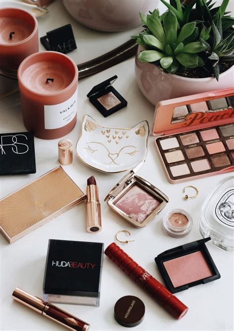 One of the first international brands to set its foot in india, revlon offers their products have always been awesome! 5 Top High End Makeup Brands | High end makeup brands ...