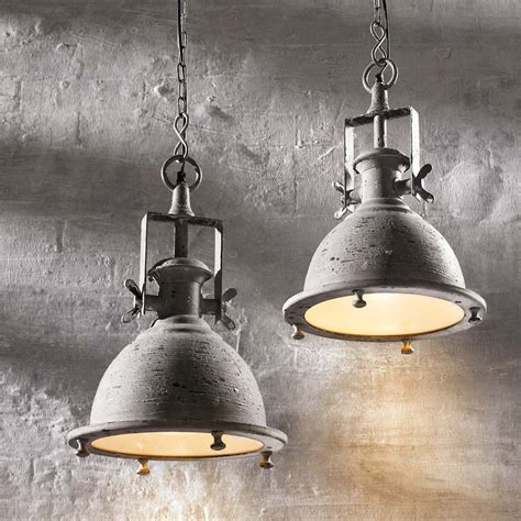 Wondering how to create the perfect industrial dining room? deckenleuchte wohnzimmer industrial - handmadbyrebeckah