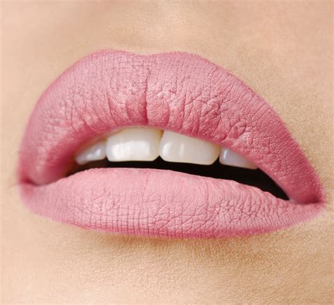 Promising young woman adlı yapımı i̇zleyenlere öneriler ⚡. pink contour lips#prom | Full lips, Lip liner, Young and beautiful