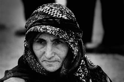 Şu anda dünyanın her yerinde kadınları karşılamak. Farklı Yaş ve Irklarda Dünya Kadınları (39 Fotograf ...