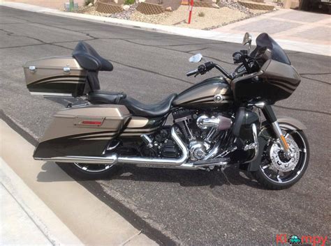 The lists are adjusted weekly as new ratings are added. 2013 Harley-Davidson Road Glide Custom GLIDE CVO - Kloompy