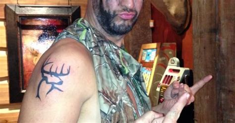Country artists country singers jason aldean tattoos new tattoos i tattoo future tattoos black sun tattoo country music bands hot country boys. jason-aldean-luke-bryan-buck-commander-tattoo - Saving ...
