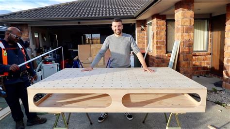 I'm not sure if this is unique or just unique to me. My New Workbench: SOLID and PORTABLE - YouTube