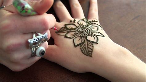 Traditional henna is the name of the paste made from a henna plant, which is used as dye to create tattoo designs. https://www.youtube.com/watch?v=SeGYKCS6dTY&feature=share ...